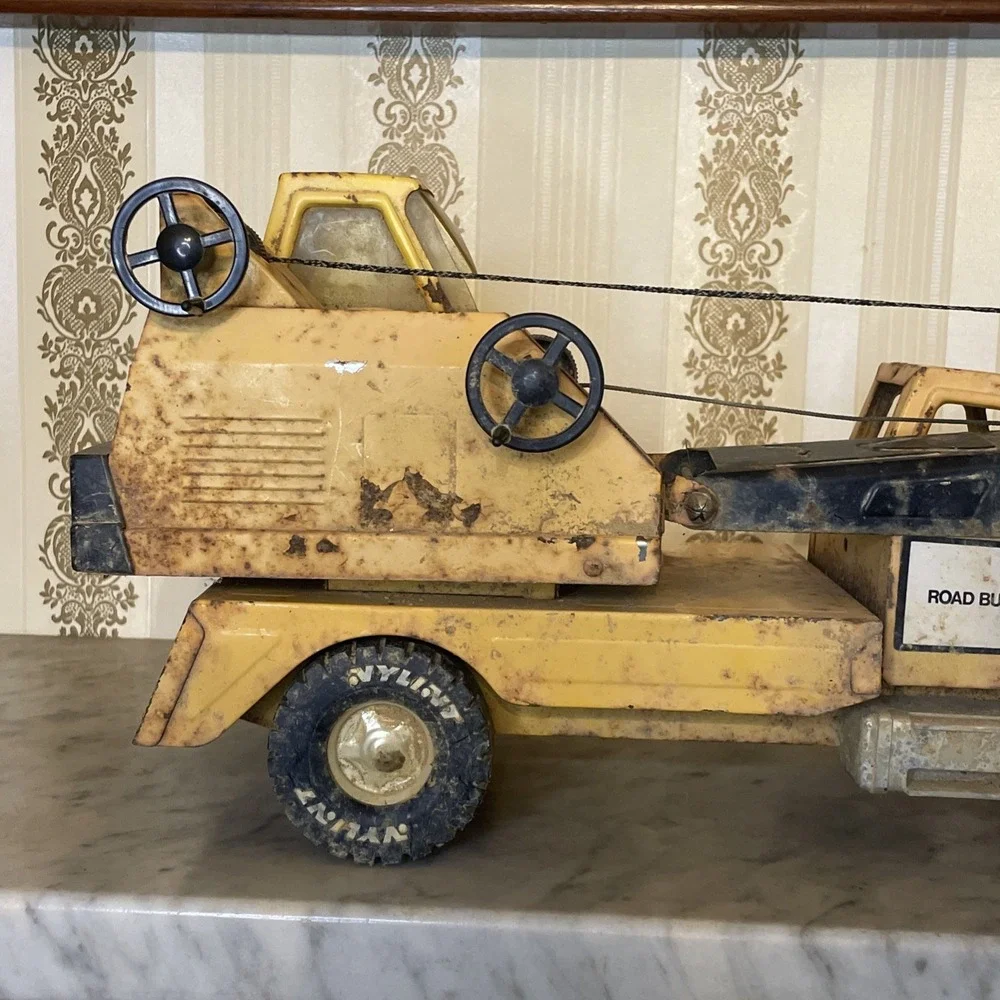 Nylint Road‎ Builders 1950s 1960s Yellow Metal Steel Crane WORKING Distressed